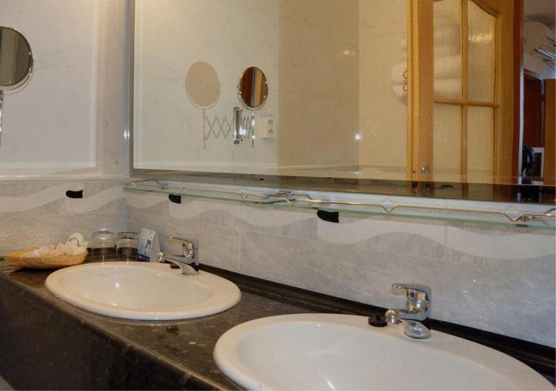 Hotel Druzba Михайлівці Номер фото